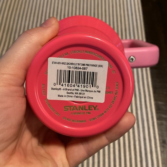 NWT Stanley Hot Pink Quencher - Picture 3 of 4